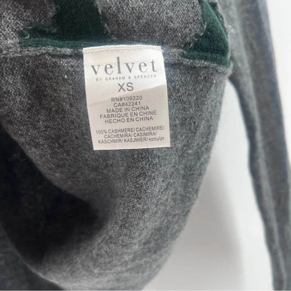 Velvet by Graham & Spencer Camo Print Crewneck Sweater 100% Cashmere Women's XS